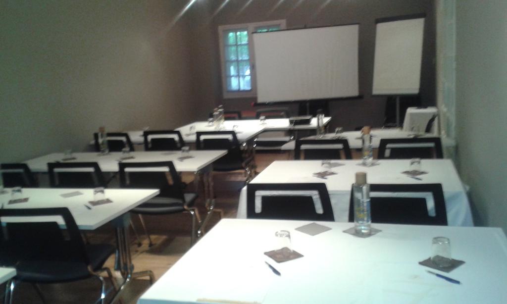 Hostellerie Les Frenes Αβινιόν Εξωτερικό φωτογραφία