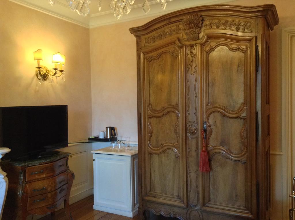 Hostellerie Les Frenes Αβινιόν Εξωτερικό φωτογραφία