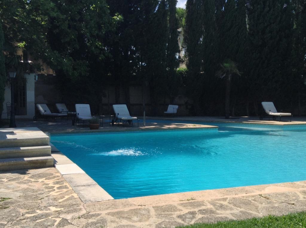Hostellerie Les Frenes Αβινιόν Εξωτερικό φωτογραφία