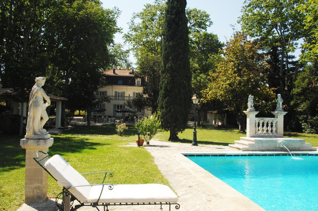 Hostellerie Les Frenes Αβινιόν Εξωτερικό φωτογραφία