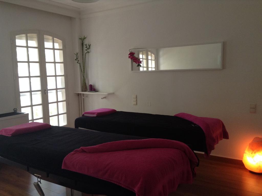 Hostellerie Les Frenes Αβινιόν Εξωτερικό φωτογραφία